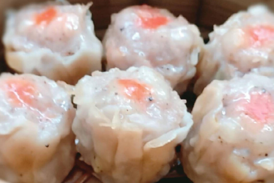 ขนมจีบกุ้ง Shrimp dumplings